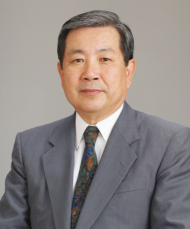 Hiệu trưởng Shunichiro Aoki